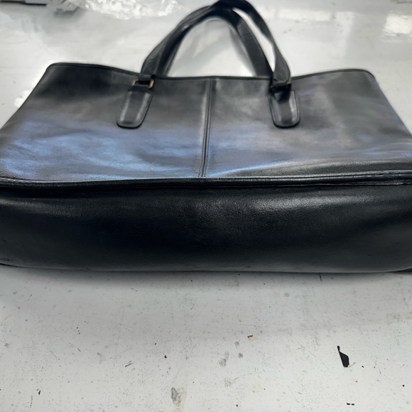 Coach Vintage Black Leather Tote Bag - Picture 5 of 8